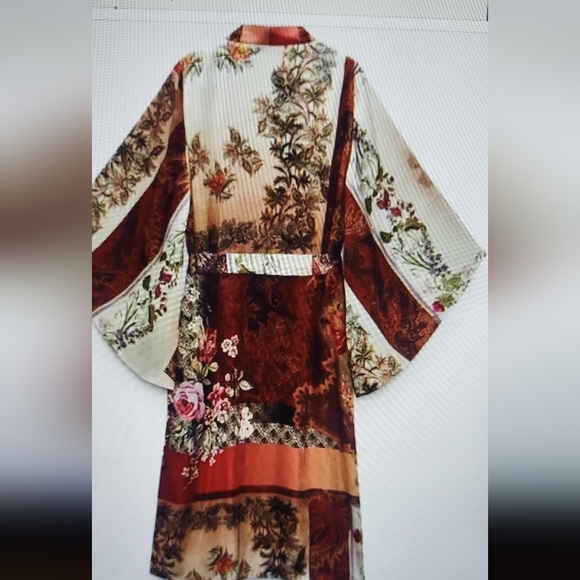 Zara Patchwork Printed  Vibrant Floral Kimono Wrap - Picture 3 of 15